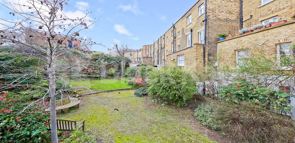 			LET, 1 Bedroom, 1 bath, 1 reception Apartment			 Gladstone Street , Lambeth North/ Waterloo